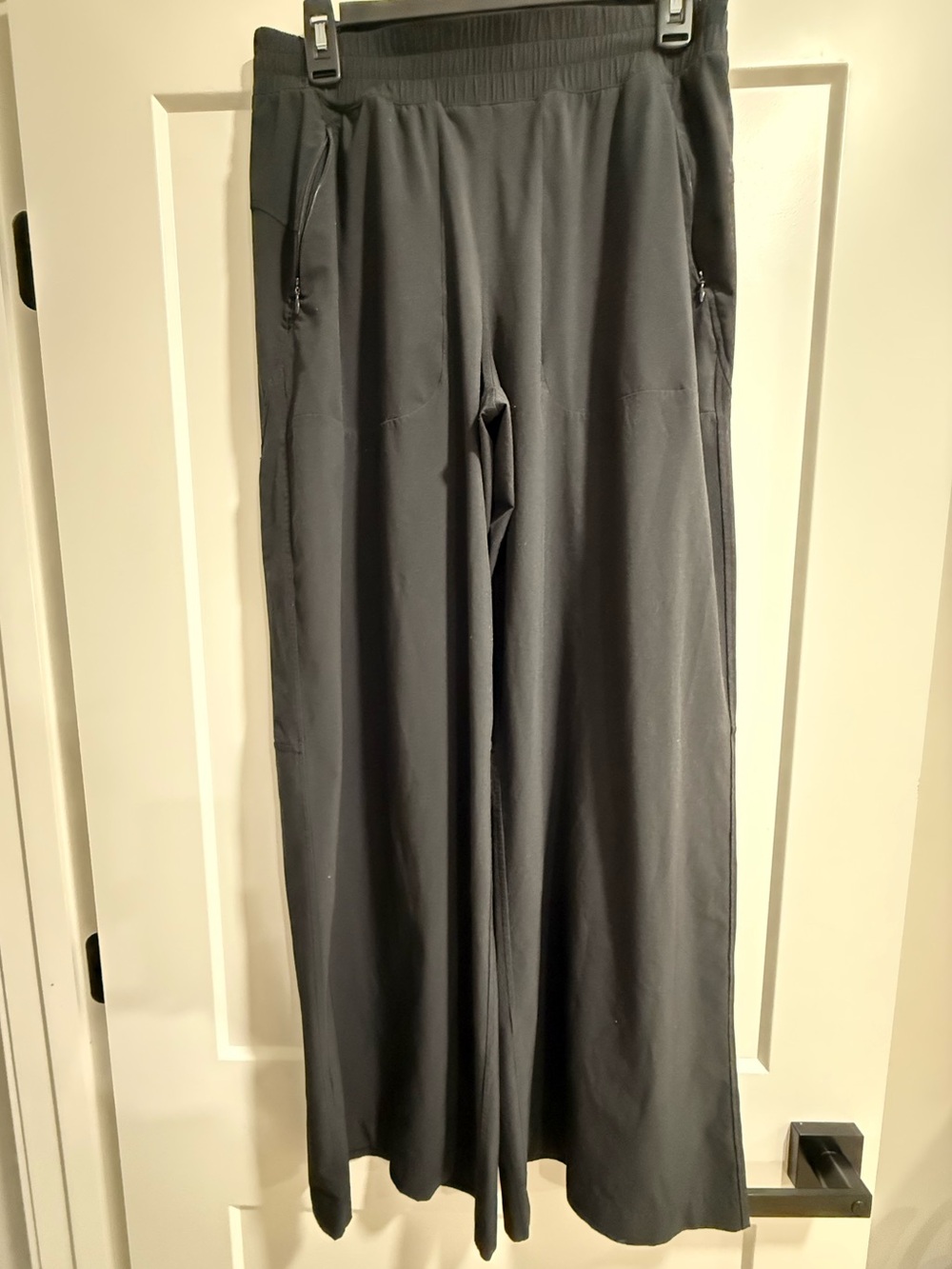 Lululemon Women’s Wide Leg Pants